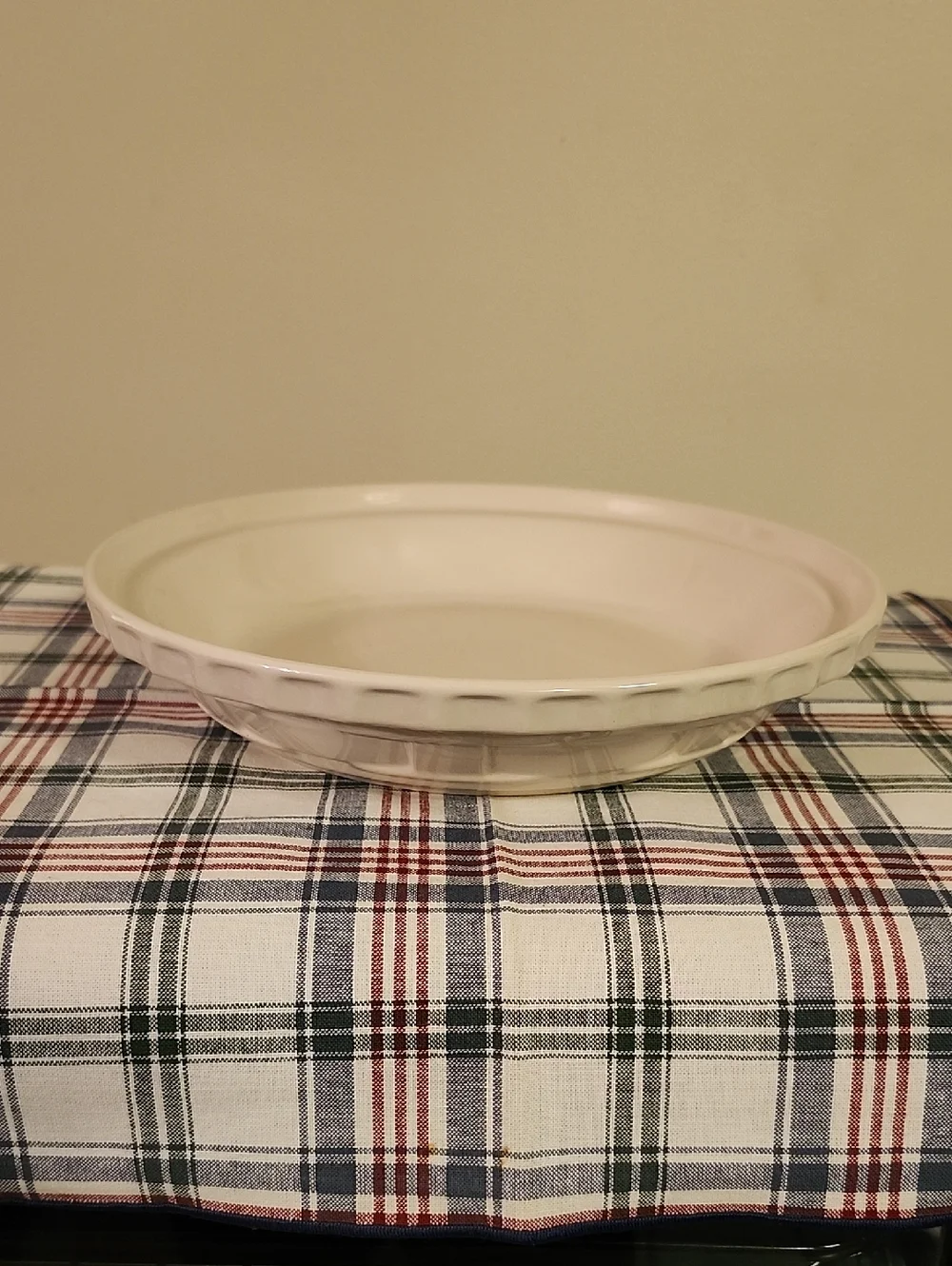 Longaberger Woven Traditions Ivory Pie Plate